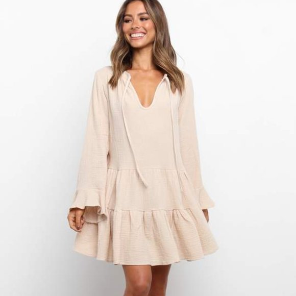 Petal & Pup Dresses & Skirts - NWT Petal + Pup Berna Dress ♥